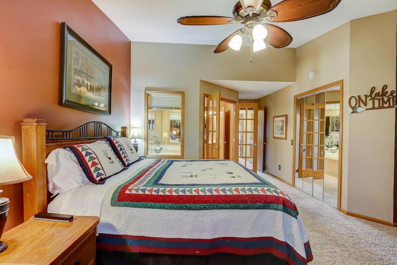 Brown Family Condo For Families Golf Trips And Girls Getaways Уисконсин Делс Екстериор снимка